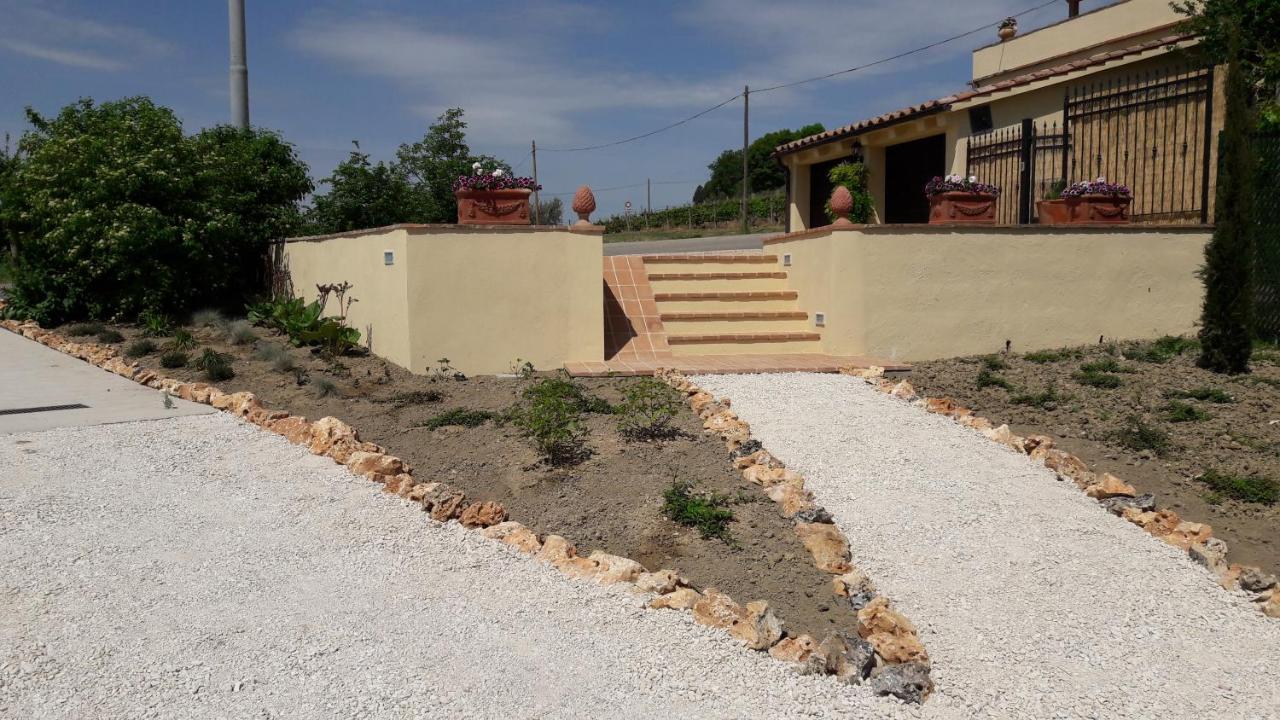 B&B Cum Grano Salis Castello delle Forme Eksteriør bilde